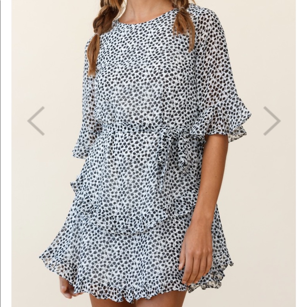 NWT-SelfieLeslie Wife Me Crew Neck Ruffle Insert Dress Polka Dot Black. Size M - Picture 3 of 9